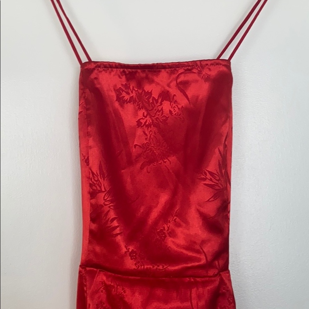 PrettyLittleThing red mini dress - Picture 3 of 7